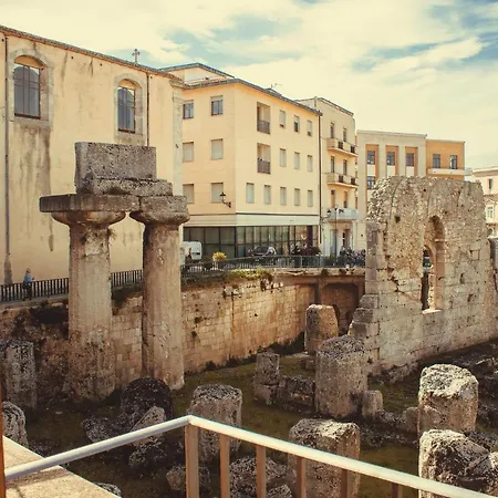 Apollonion Hh Above Apollo's Temple Ortygia